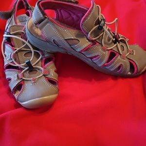 Eddie Bauer shoes size 8